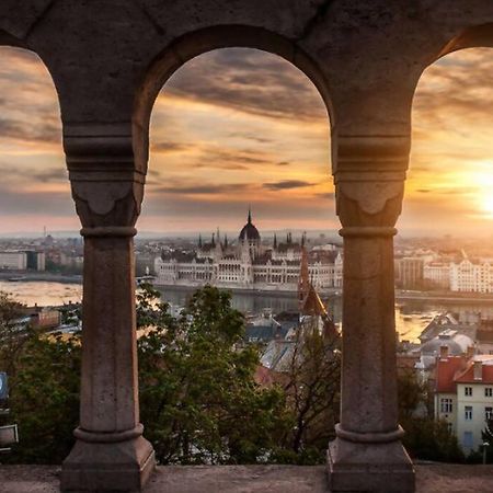 Parisian Soul In The Heart Of Budapeste Exterior foto